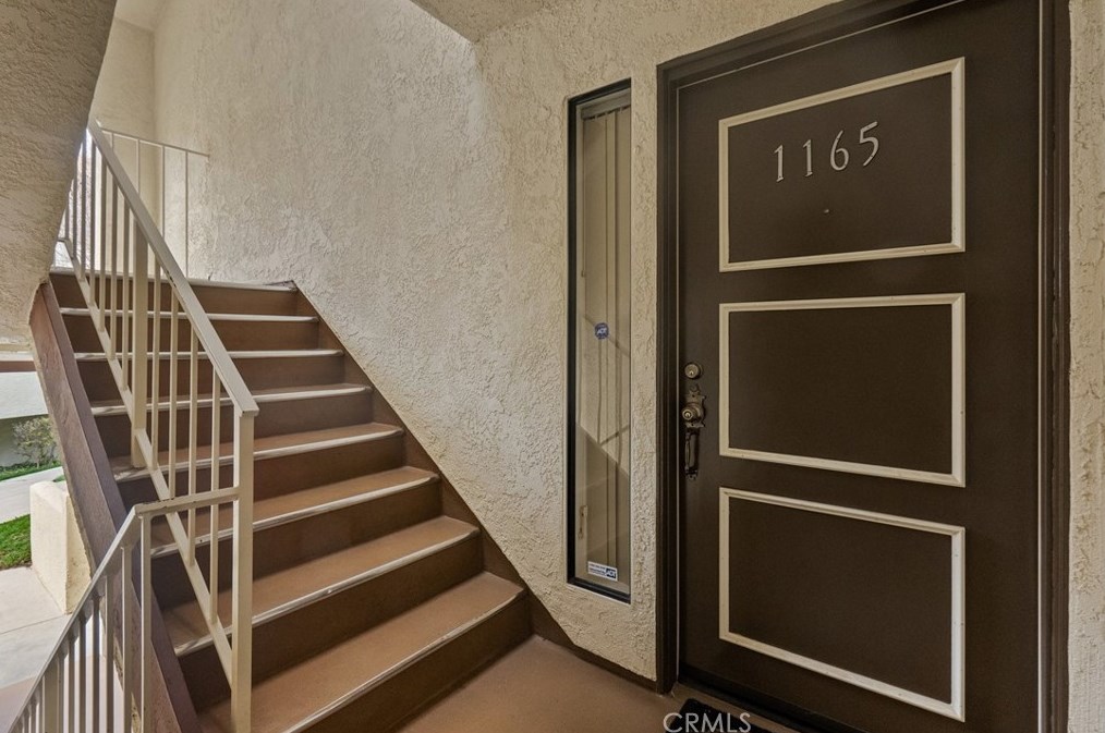18142 Sundowner Way #1165, Santa Clarita, CA 91387