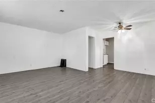 13031 S Catalina Ave, Gardena, CA 90247 - Photo 6