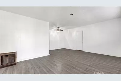 13031 S Catalina Avenue, Gardena, CA 90247 - Photo 4