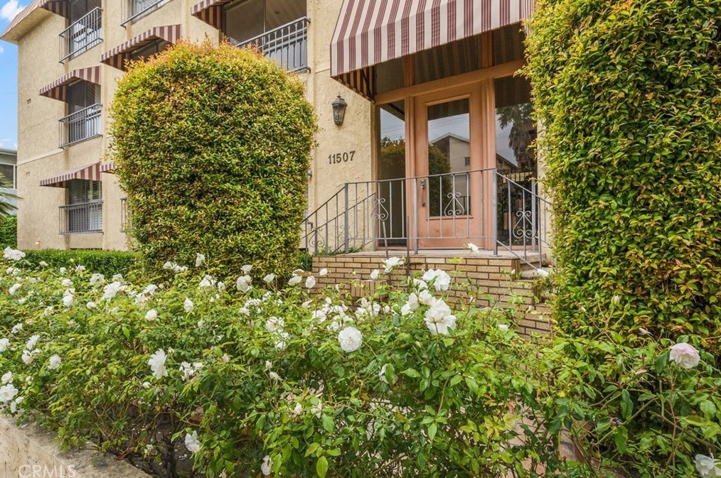 11507 Moorpark St #206, North Hollywood, CA 91602