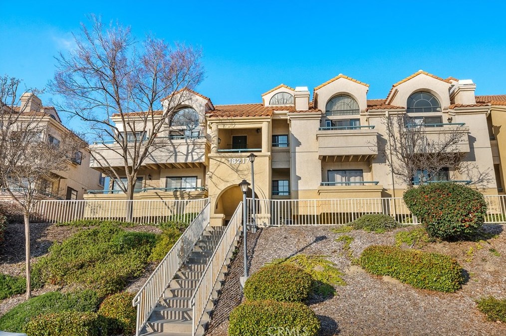 18217 Flynn Dr #114, Santa Clarita, CA 91387