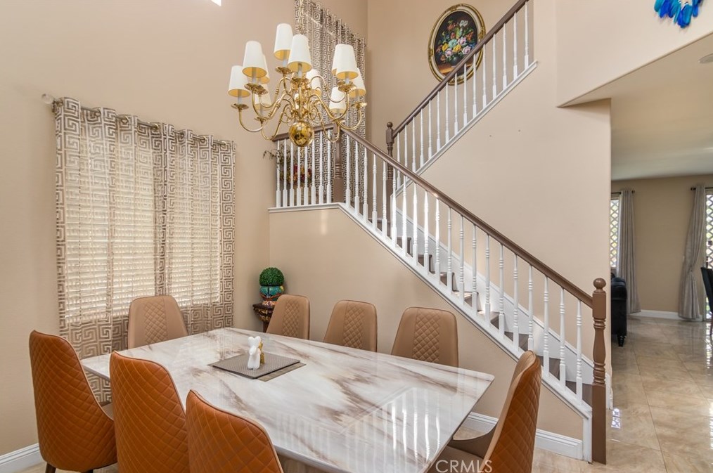 18027 Valerio St, Los Angeles CA  91335-3251 exterior
