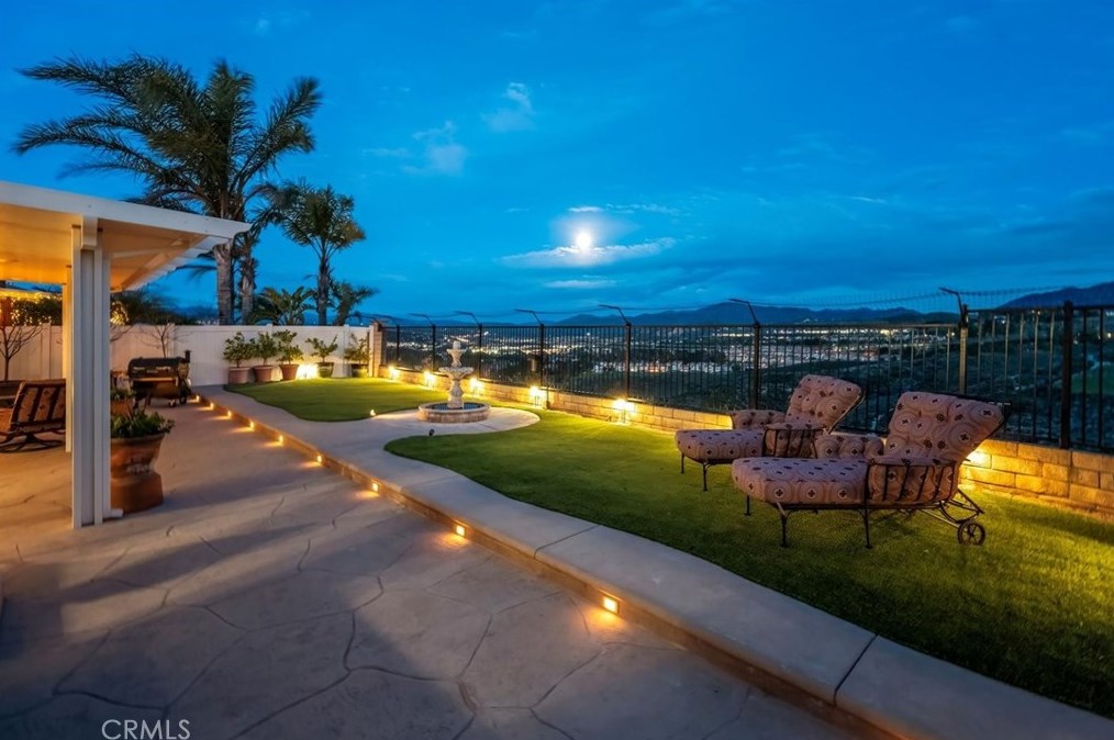 27118 Eden Ct, Santa Clarita, CA 91350