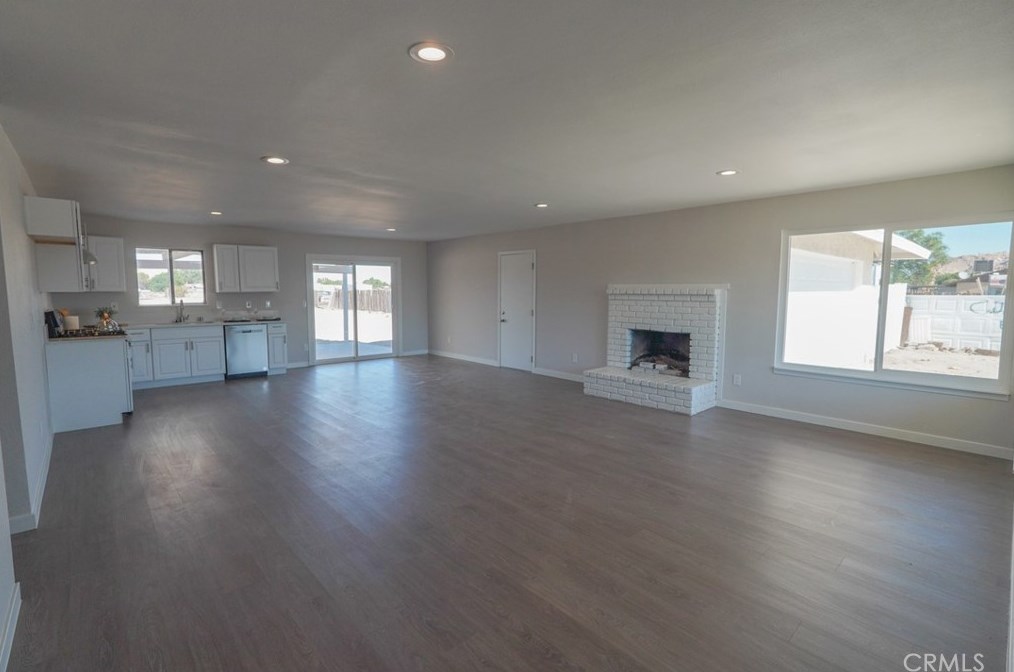 41311 156 St, Lancaster CA  exterior