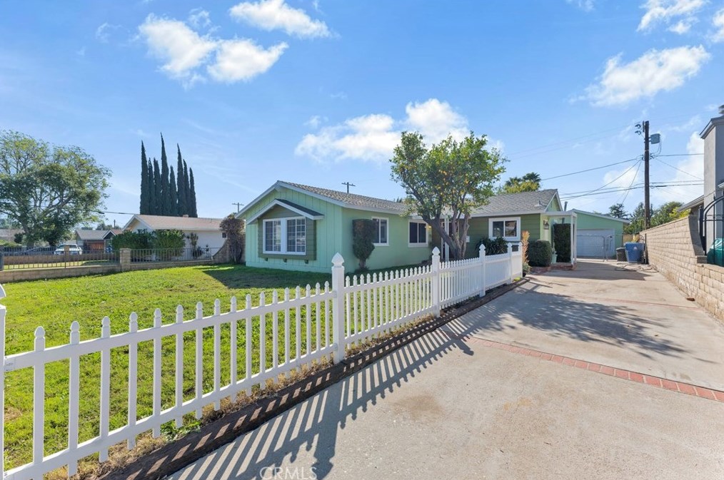 16714 Mckeever St, San Fernando, CA 91344-4237