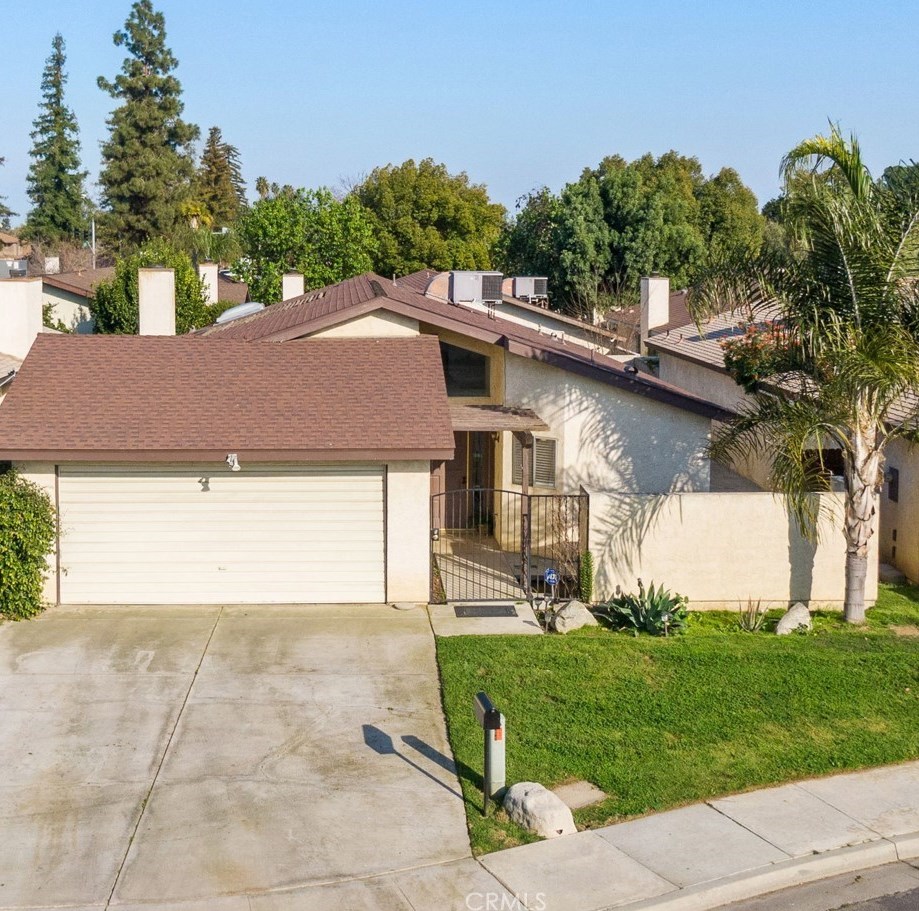 3309 Park Bend Ct, Bakersfield, CA 93309-8759