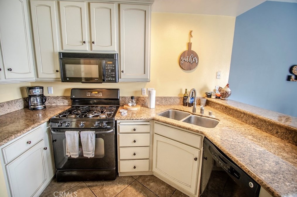 22909 Banyan Pl, Santa Clarita, CA 91390-5835
