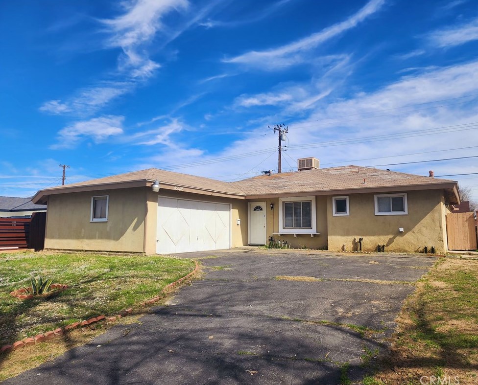 45516 Andale Ave, Lancaster, CA 93535