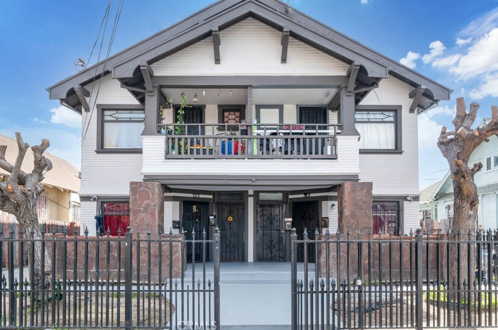 322 52nd St, Los Angeles CA  90011-4513 exterior