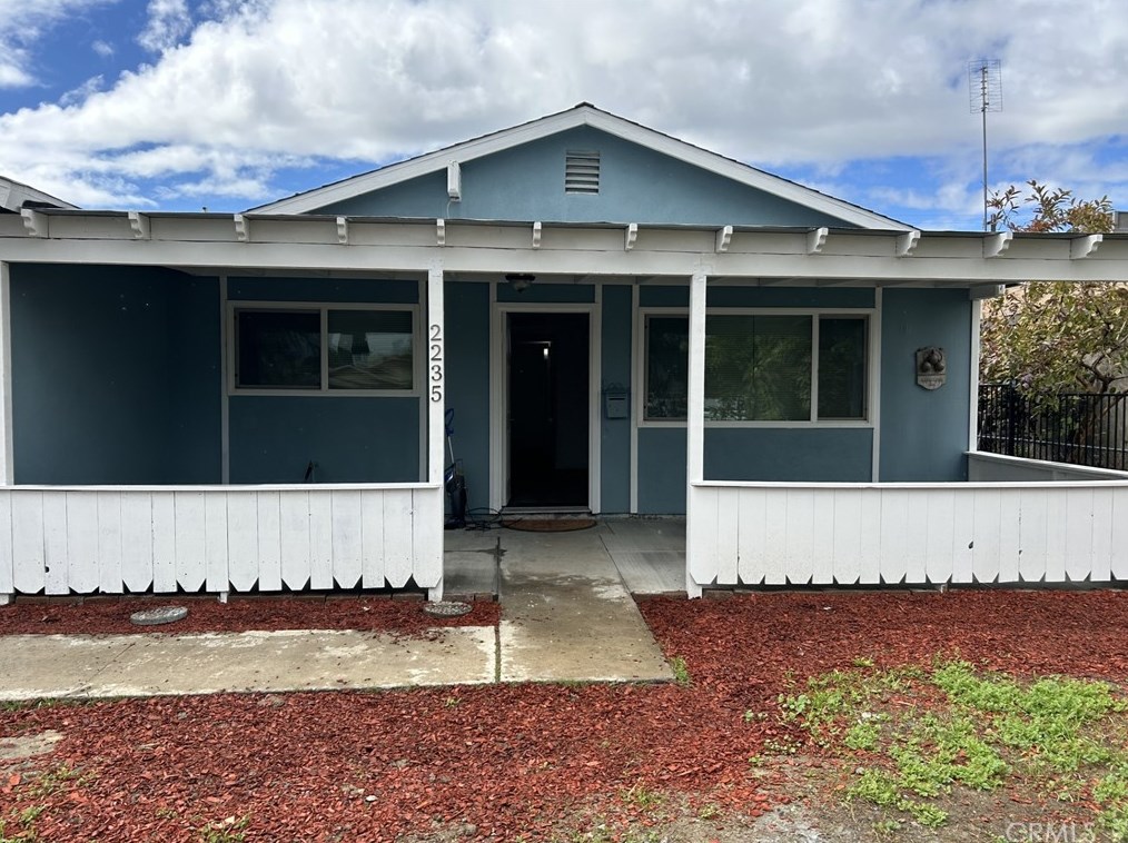 2235 Quincy St, Delano, CA 93215