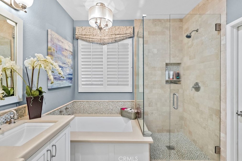 29859 Cashmere Pl, Santa Clarita CA  91384-4545 exterior