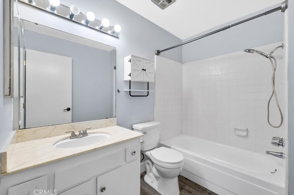 13966 Hammon Pl, Westminster CA  92683-3456 exterior