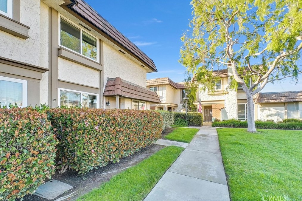 13966 Hammon Pl, Westminster, CA 92683