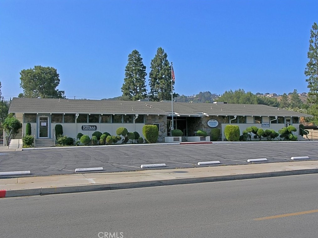 19714 Avenue Of The Oaks, Santa Clarita CA  91321-1311 exterior