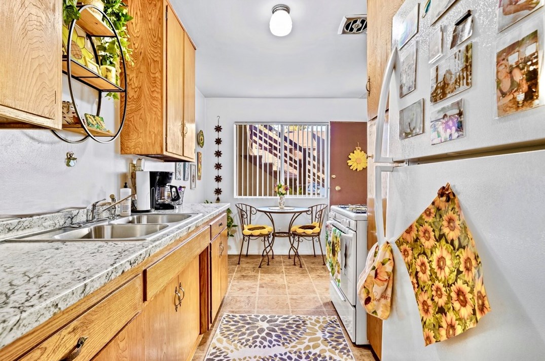 1516 Maple St, Glendale CA  91205-0023 exterior