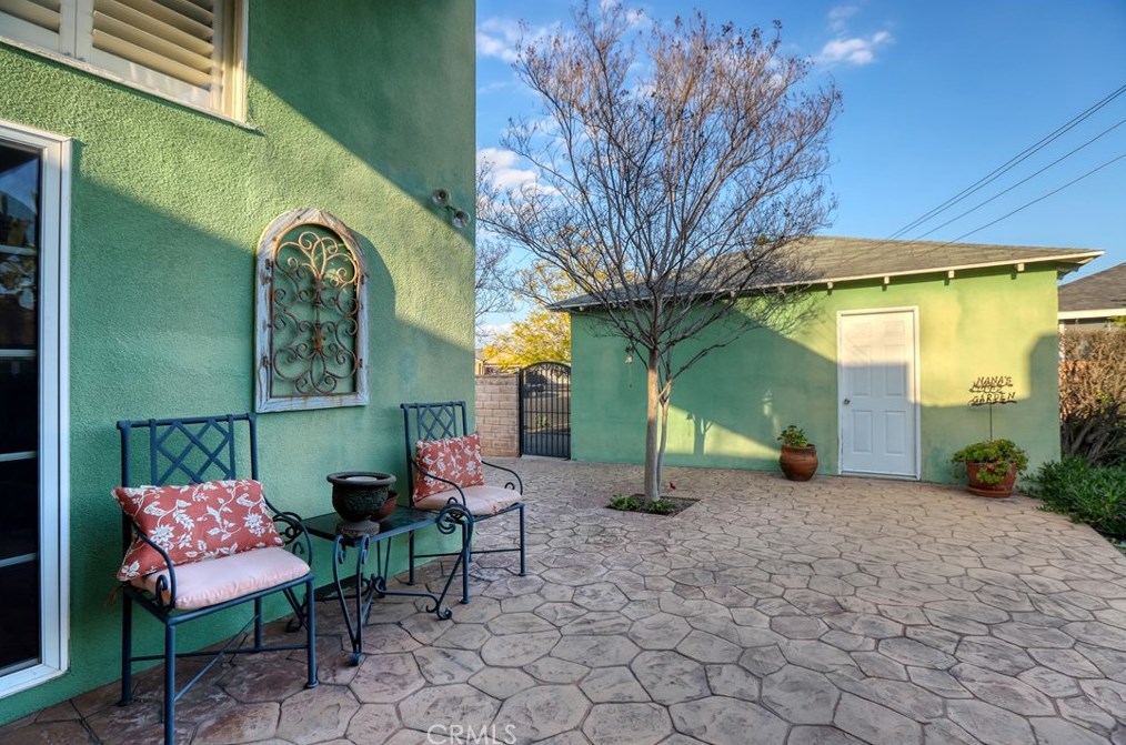 7640 Beeman Ave, North Hollywood CA  91605-2104 exterior