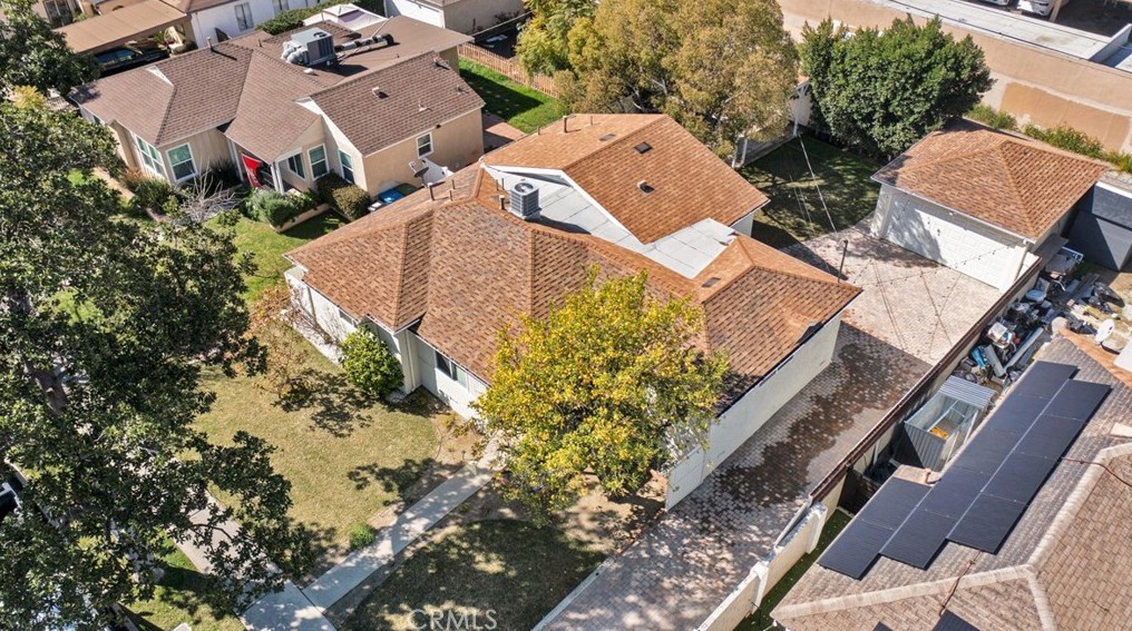 6137 Canby Ave, Los Angeles CA  91335-7007 exterior