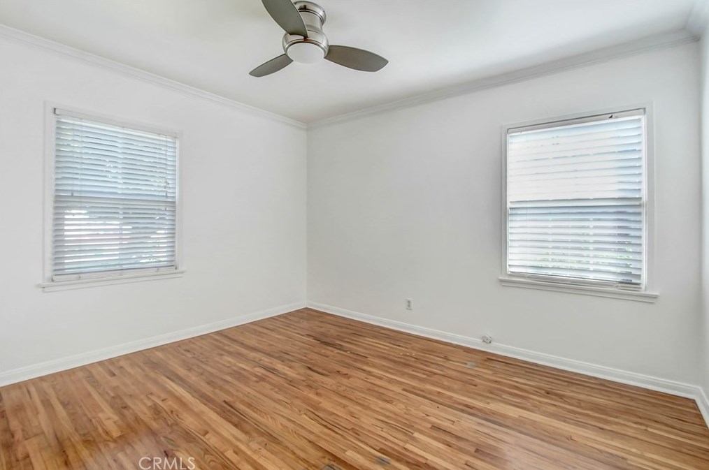 12712 Tiara St, North Hollywood CA  91607-1025 exterior