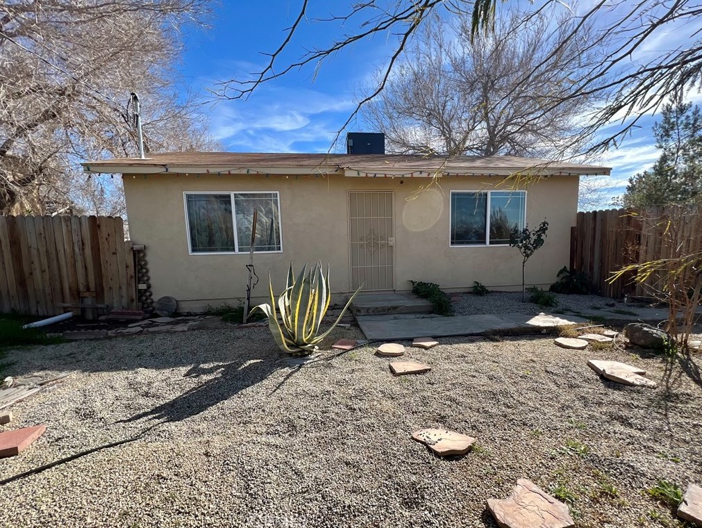 9132 E Ave S8, Juniper Hills, CA 93543