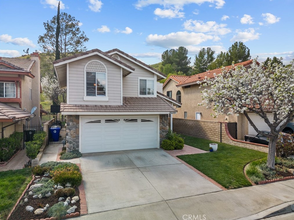 28209 Stonington Ln, Santa Clarita, CA 91350