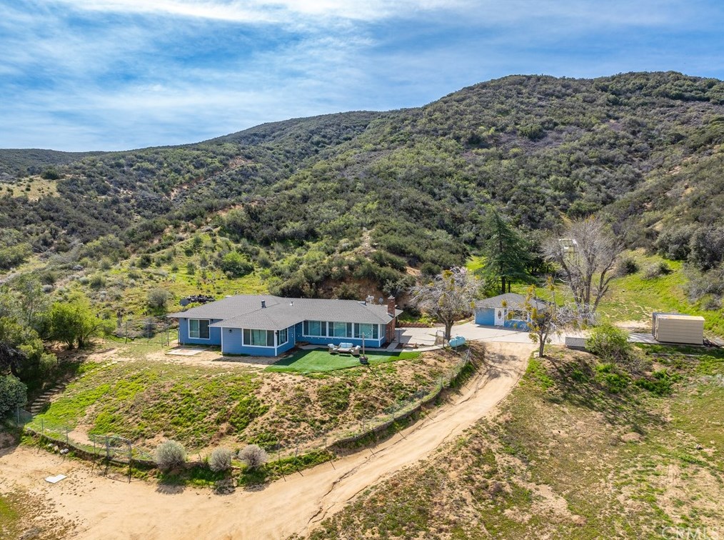 40178 107th St, Palmdale, CA 93551