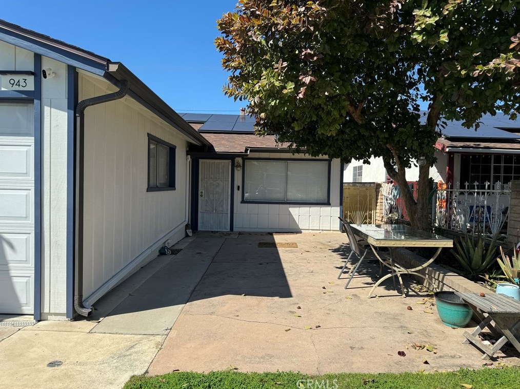 943 N Macneil St, San Fernando, CA 91340