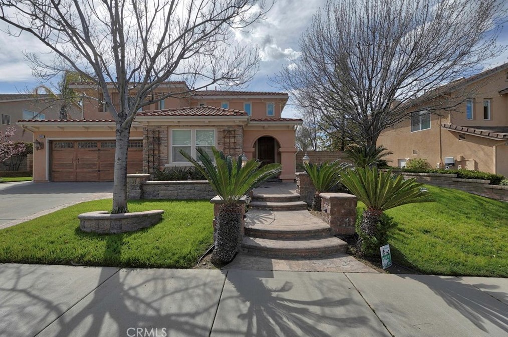 28487 Falcon Crest Dr, Santa Clarita, CA 91351