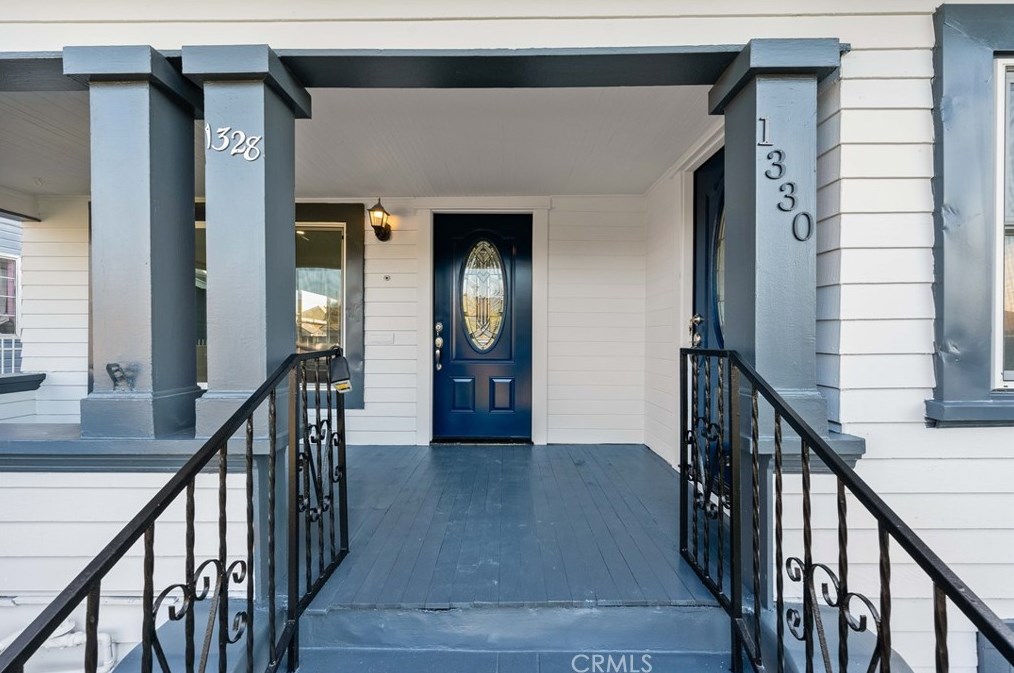 1328 49th St, Los Angeles CA  90011-4212 exterior