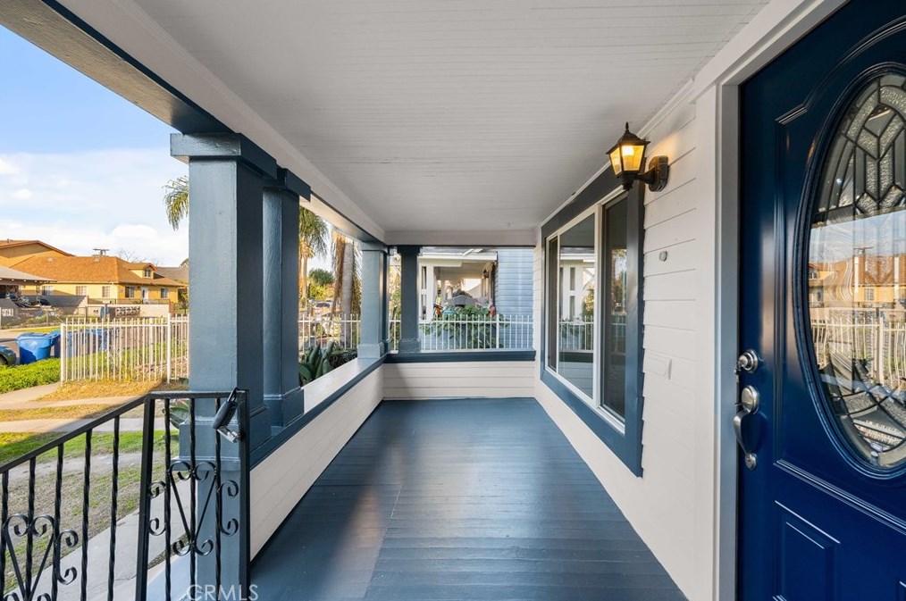 1328 49th St, Los Angeles CA  90011-4212 exterior