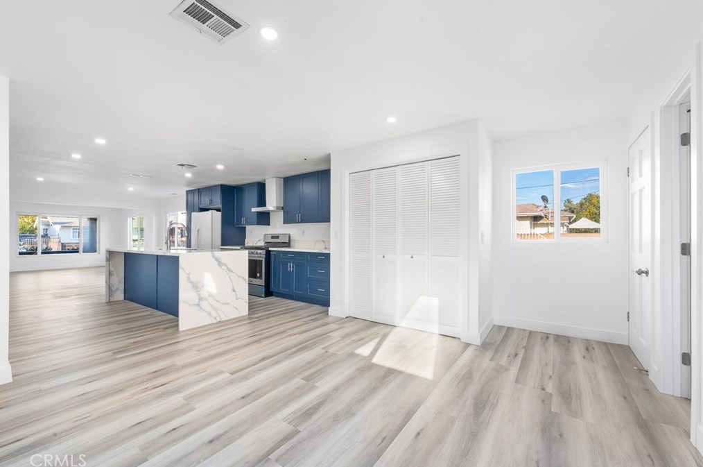 1328 49th St, Los Angeles CA  90011-4212 exterior