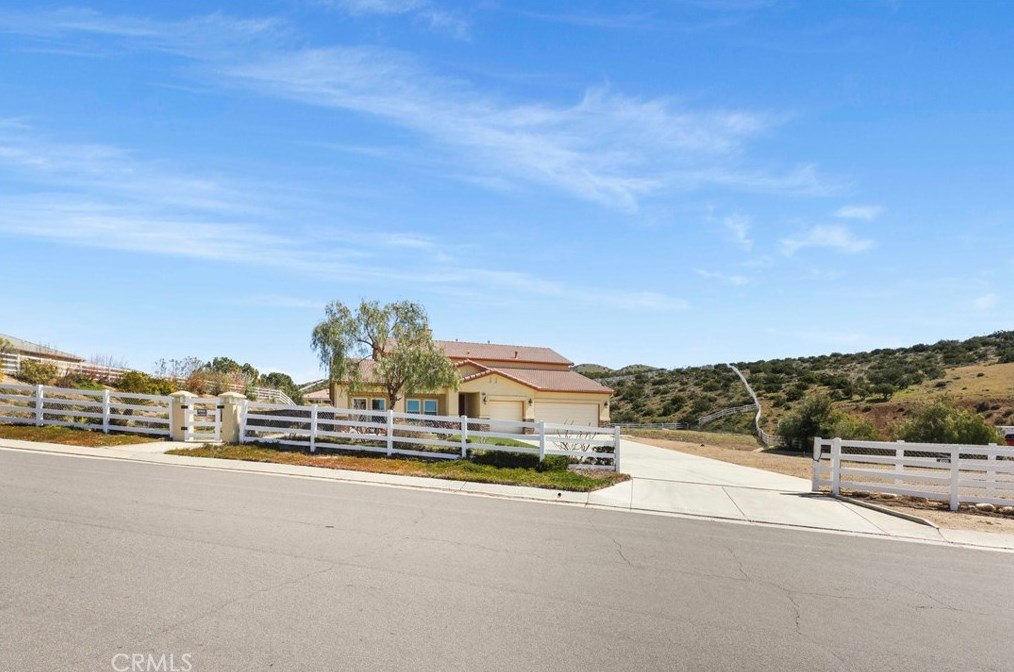 34042 Desert Rd, Acton CA  93510-1479 exterior