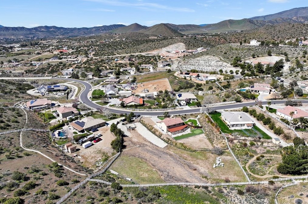 34042 Desert Rd, Acton CA  93510-1479 exterior