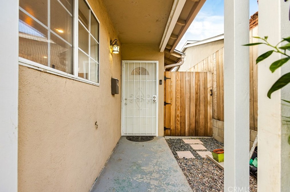 3207 W Alameda Ave, Burbank, CA 91505