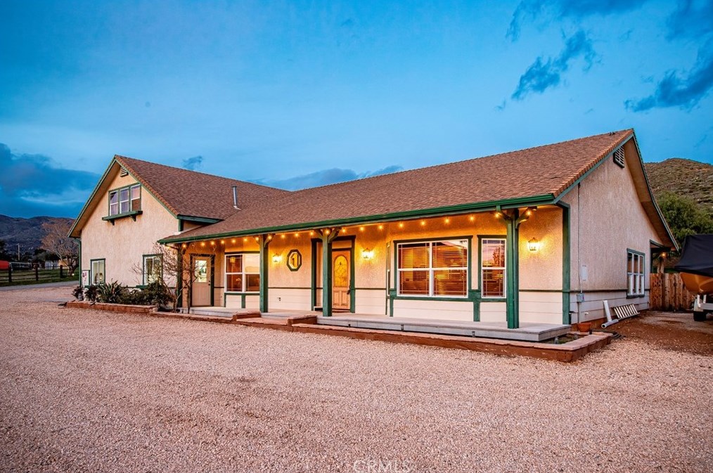 34232 Red Rover Mine Rd, Acton, CA 93510-1152