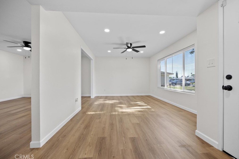 3008 Whitley Dr, Bakersfield CA  93309-5549 exterior