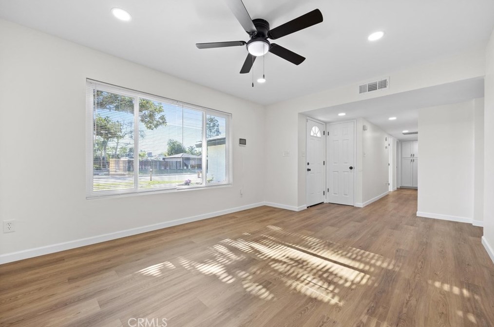 3008 Whitley Dr, Bakersfield CA  93309-5549 exterior