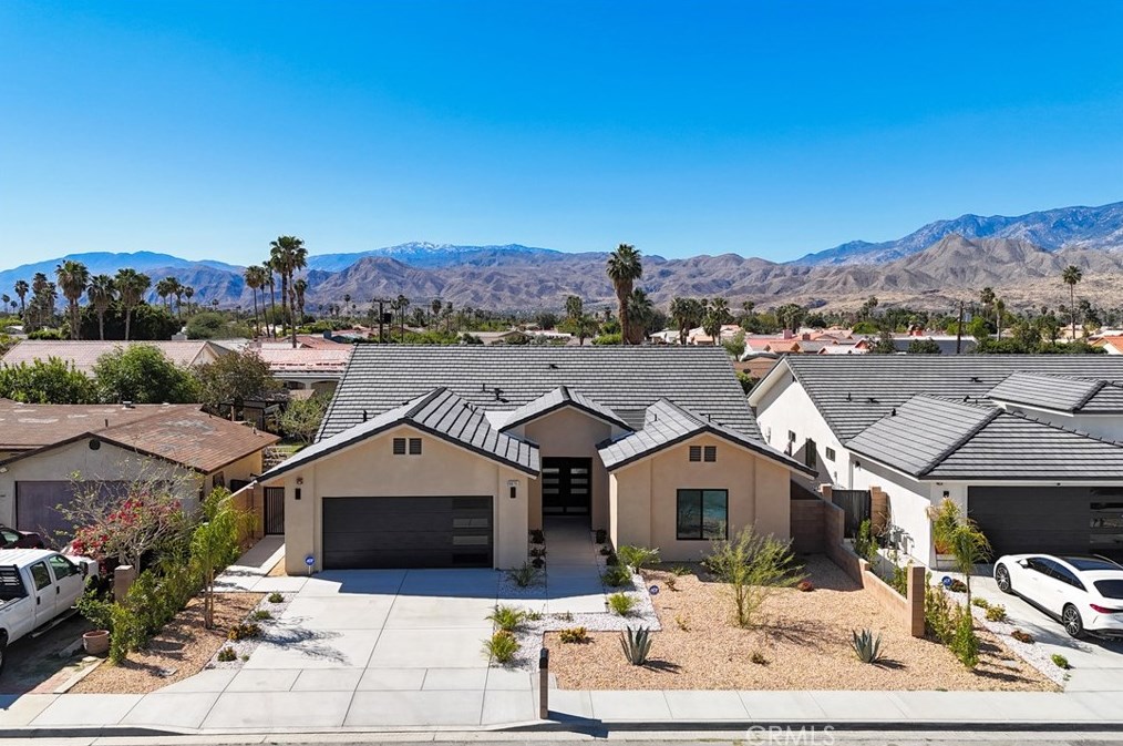 68295 Alcita Rd, Cathedral City, CA 92234-6256