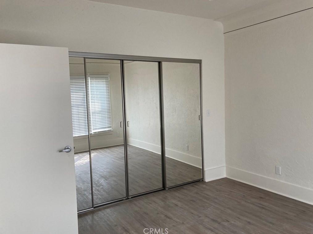 1435 Alvarado St, Los Angeles CA  90006-2464 exterior