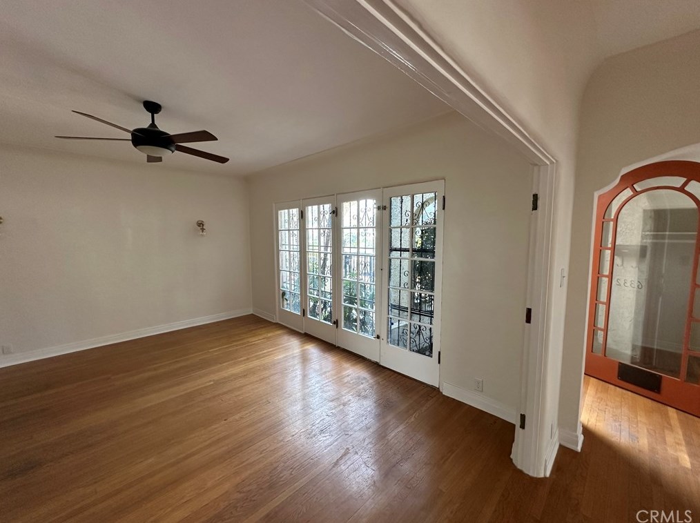 6332 Franklin Ave, Los Angeles CA  90028-5056 exterior