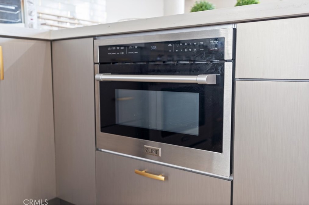 1506 111th St, Los Angeles CA  90044-1405 exterior