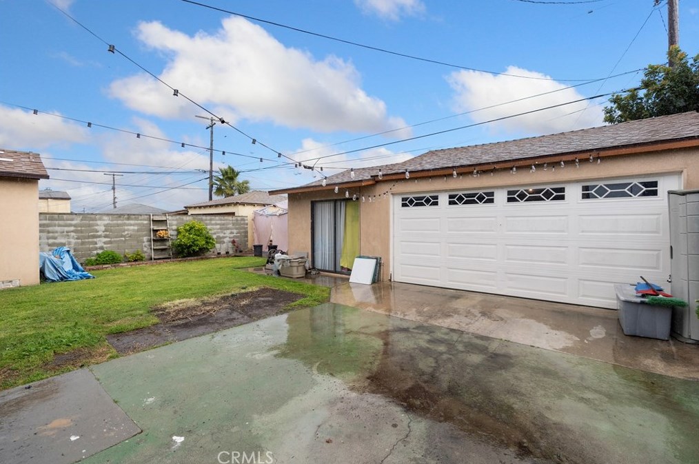 1506 111th St, Los Angeles CA  90044-1405 exterior