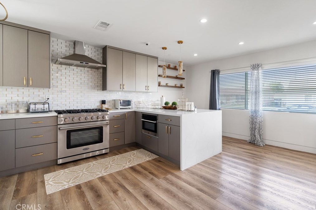 1506 111th St, Los Angeles CA  90044-1405 exterior