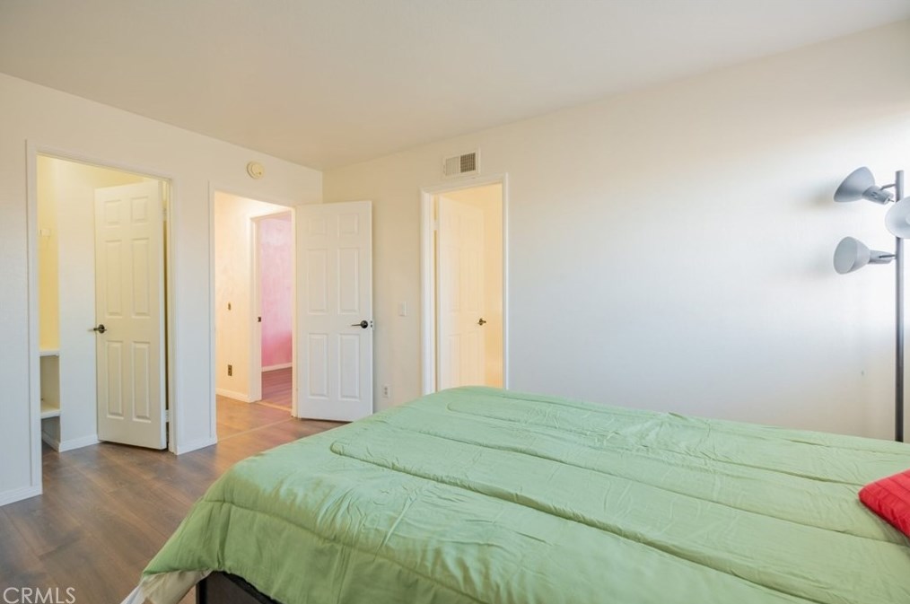 40532 Gorham Ln, Palmdale CA  93551-2526 exterior