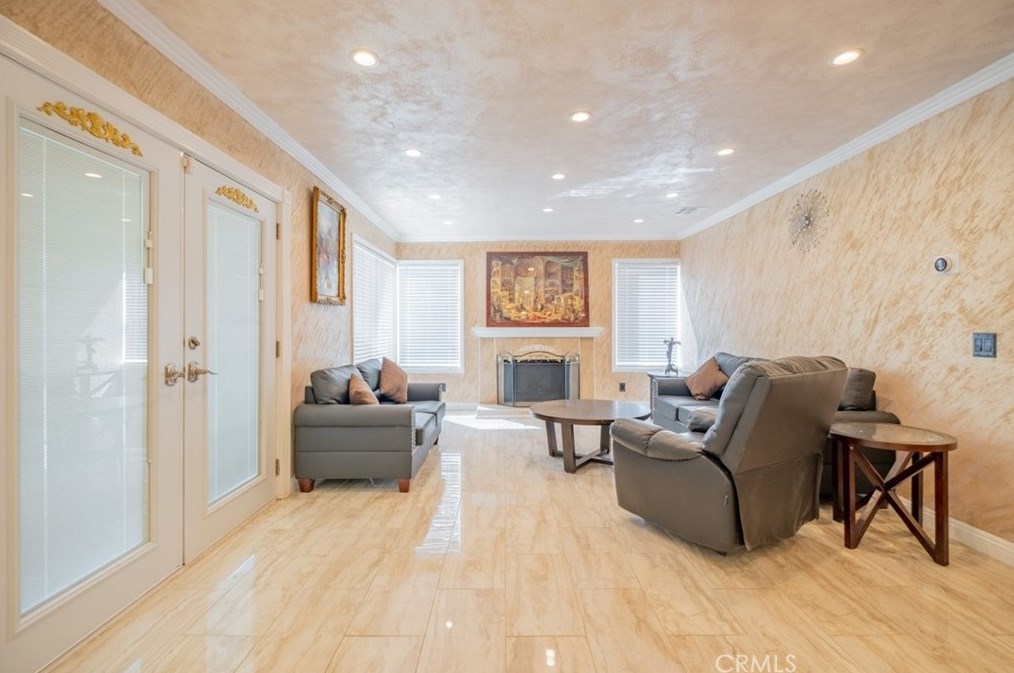 40532 Gorham Ln, Palmdale CA  93551-2526 exterior