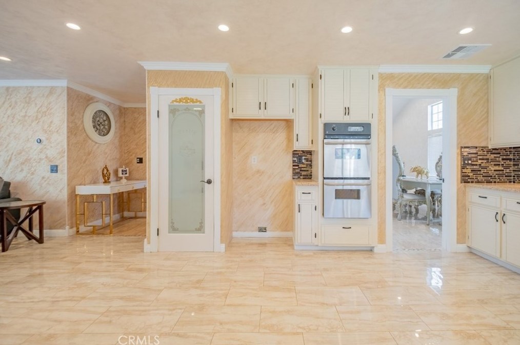 40532 Gorham Ln, Palmdale CA  93551-2526 exterior