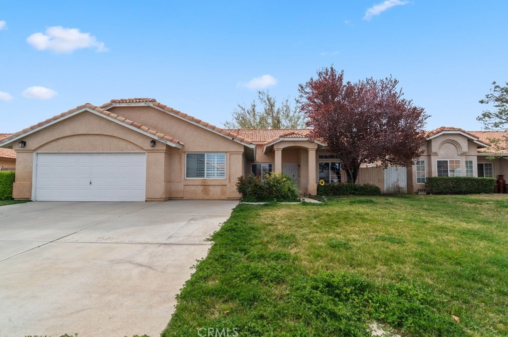 38906 Edgemont Dr, Palmdale, CA 93551-4902