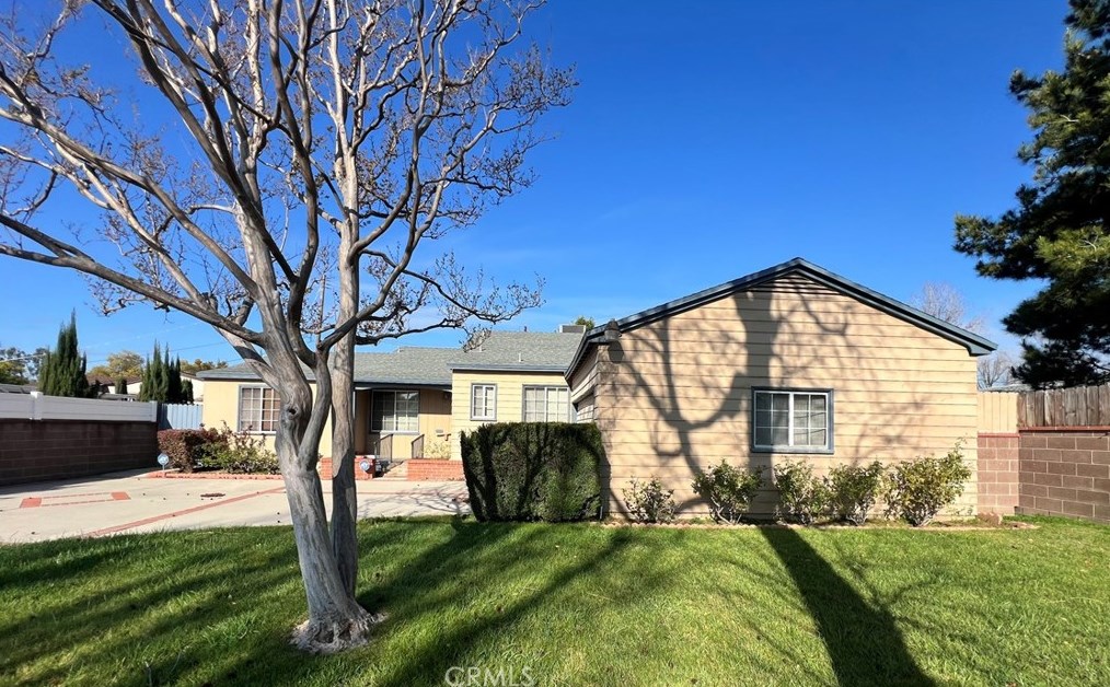 5711 Simpson Ave, North Hollywood, CA 91607