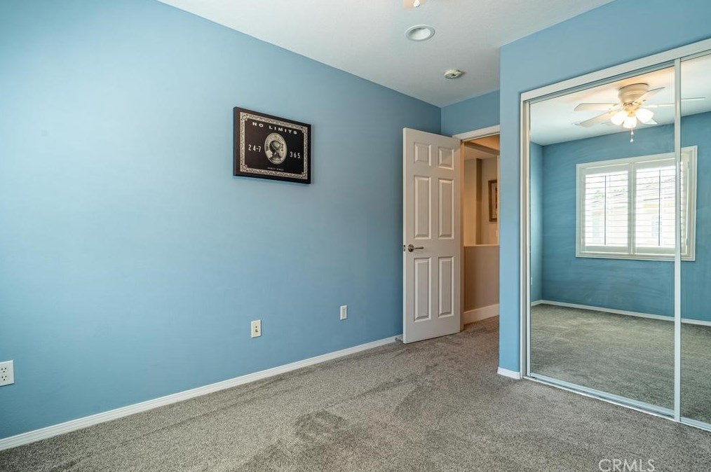 24178 Joshua Dr, Santa Clarita CA  91354-1538 exterior