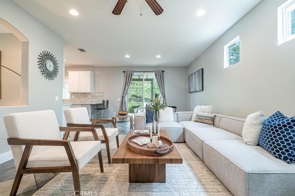 24178 Joshua Dr, Santa Clarita CA  91354-1538 exterior