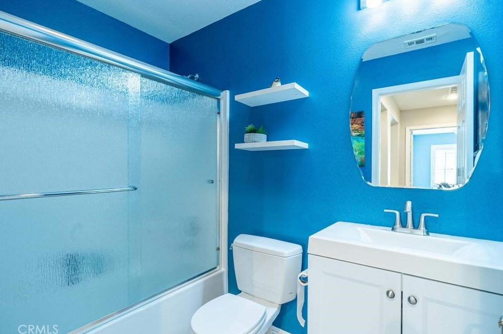24178 Joshua Dr, Santa Clarita CA  91354-1538 exterior